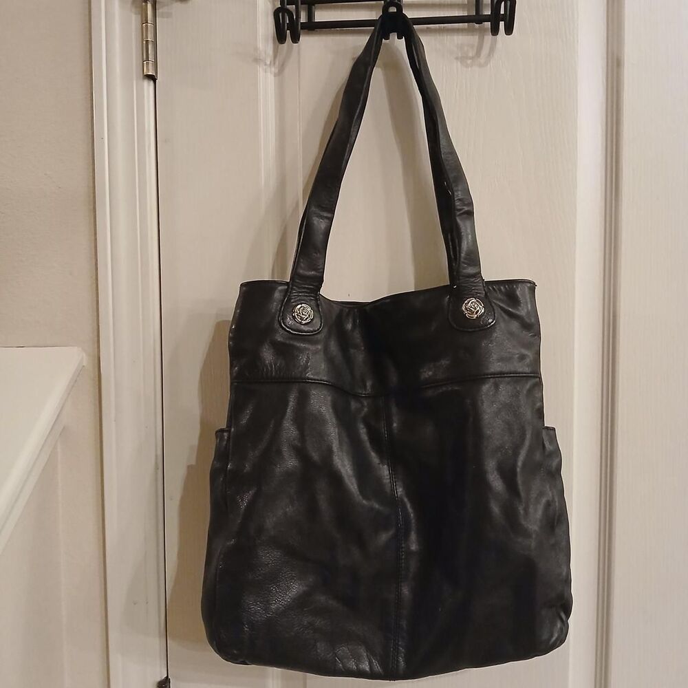 Y2K Rough Roses Black Leather Slouchy Handbag Silver Tone Roses Whimsygoth - Picture 3 of 8